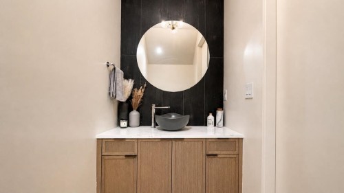 3214 King Edward Avenue W, Vancouver, BC - Indoor Photo Showing Bathroom