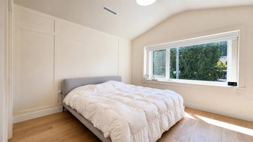 3214 King Edward Avenue W, Vancouver, BC - Indoor Photo Showing Bedroom