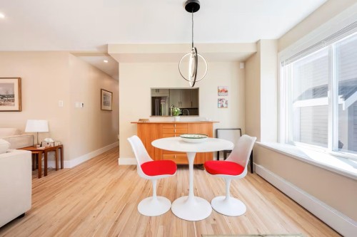 336 26Th Street E, North Vancouver, BC - Indoor Photo Showing Dining Room