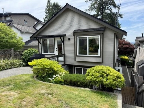 336 26Th Street E, North Vancouver, BC - Outdoor