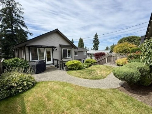 336 26Th Street E, North Vancouver, BC - Outdoor