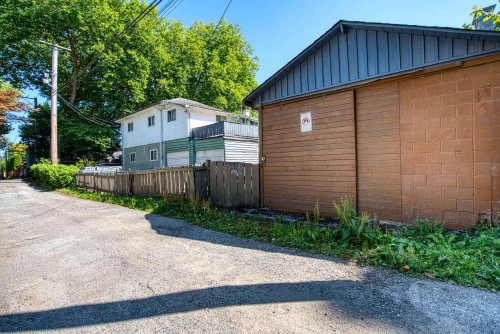 2675 Mackenzie Street, Vancouver, BC - Outdoor