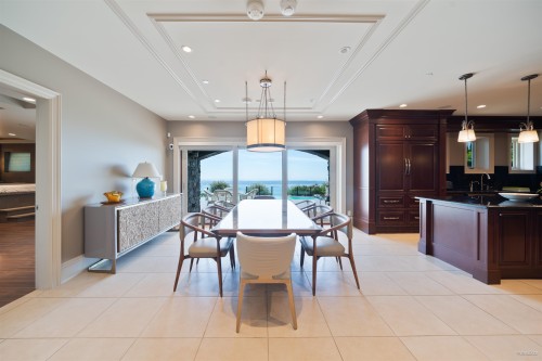 2766 Willoughby Road, West Vancouver, BC - Indoor
