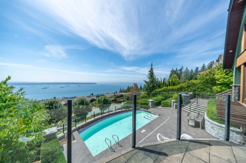 2766 Willoughby Road, West Vancouver, BC - Outdoor With View