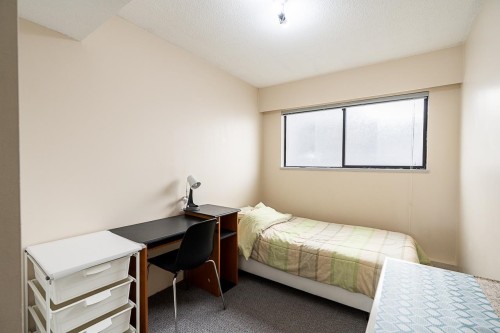 6496 Quebec Street, Vancouver, BC - Indoor Photo Showing Bedroom