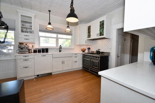 4671 Arthur Drive, Delta, BC - Indoor Photo Showing Kitchen