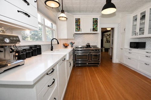 4671 Arthur Drive, Delta, BC - Indoor Photo Showing Kitchen With Upgraded Kitchen