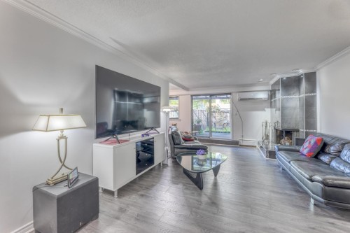 8951 Horne Street  Burnaby, BC V3N 4J8