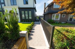 Lower-5770 Kitchener Street  Burnaby, BC V5B 2J2