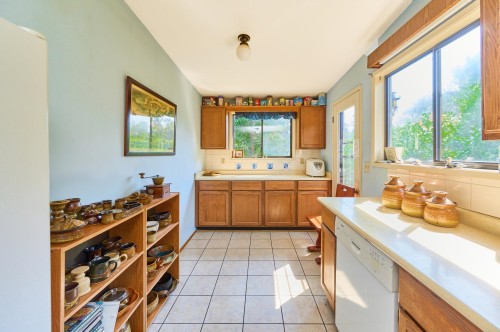 21810 132 Avenue, Maple Ridge, BC - Indoor