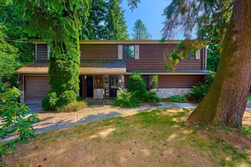 21810 132 Avenue, Maple Ridge, BC - Outdoor