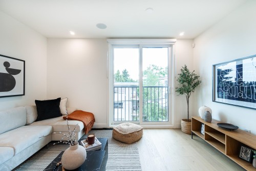 123-1552 3Rd Avenue E, Vancouver, BC - Indoor