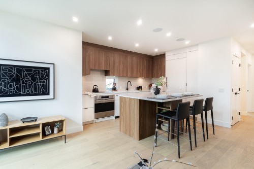 123-1552 3Rd Avenue E, Vancouver, BC - Indoor