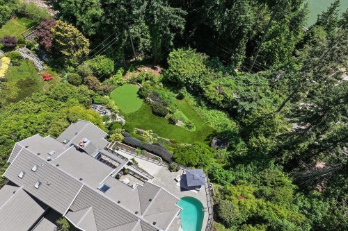 6180 Candia Place, West Vancouver, BC - Outdoor