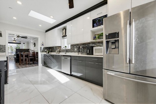 765 Skeena Street, Vancouver, BC - Indoor Photo Showing Kitchen With Upgraded Kitchen