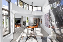 PH 1701-189 Davie Street  Vancouver, BC V6Z 2X9