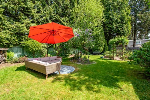 1560 Macgowan Avenue, North Vancouver, BC - Outdoor
