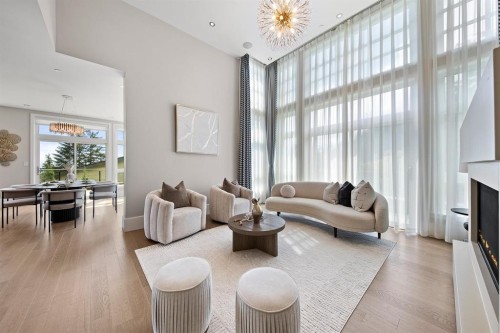2972 Burfield Place, West Vancouver, BC - Indoor Photo Showing Living Room