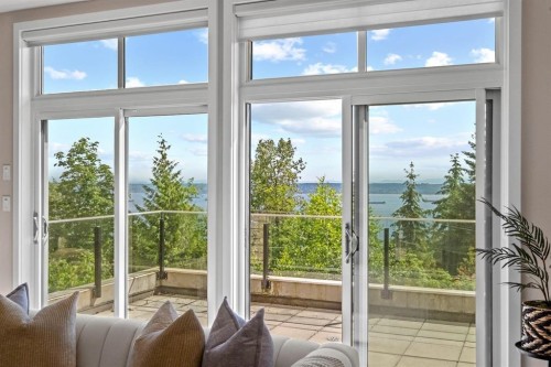 2972 Burfield Place, West Vancouver, BC - Indoor Photo Showing Other Room