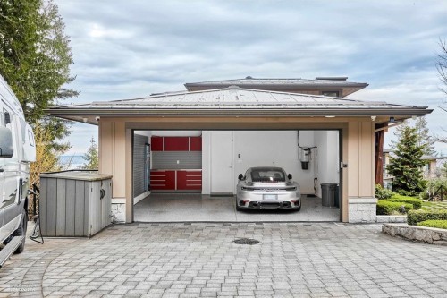 2972 Burfield Place, West Vancouver, BC - Outdoor