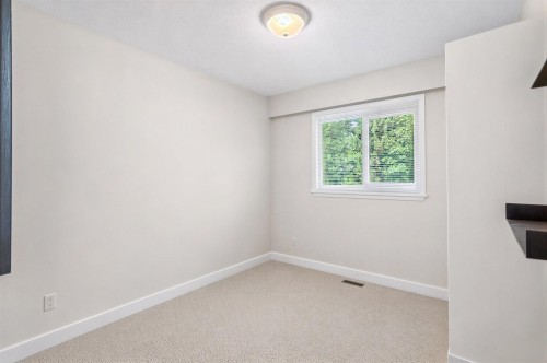1614 Connaught Drive, Port Coquitlam, BC - Indoor Photo Showing Other Room