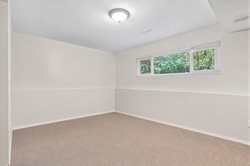 1614 Connaught Drive, Port Coquitlam, BC - Indoor Photo Showing Other Room