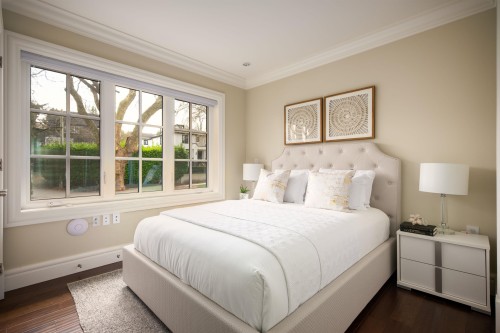 3955 Broadway W, Vancouver, BC - Indoor Photo Showing Bedroom