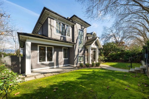 3955 Broadway W, Vancouver, BC - Outdoor