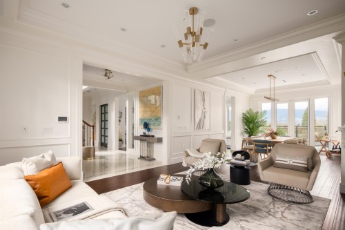 3955 Broadway W, Vancouver, BC - Indoor Photo Showing Living Room