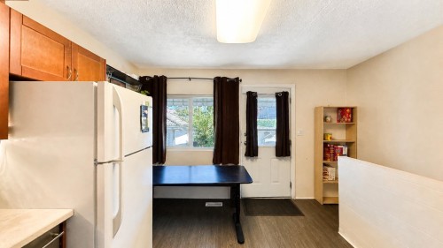 4458 Skeena Street, Vancouver, BC - Indoor