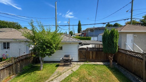 4458 Skeena Street, Vancouver, BC - Outdoor