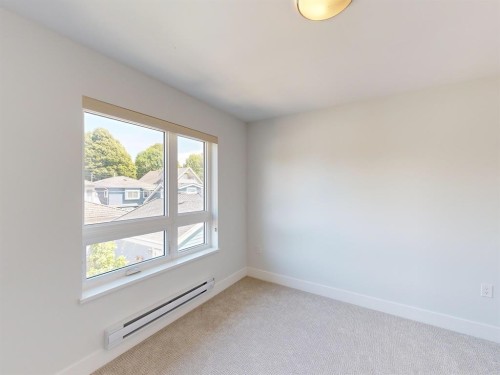 2731 Duke St, Vancouver, BC - Indoor Photo Showing Other Room