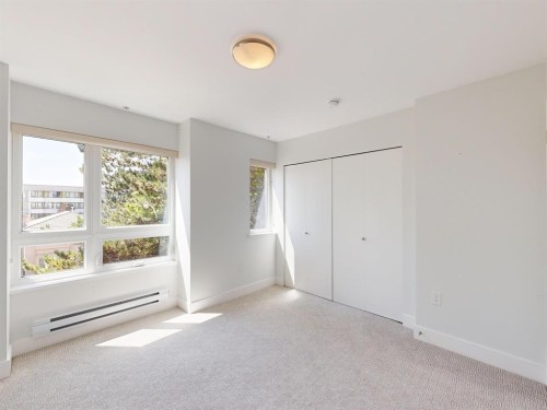 2731 Duke St, Vancouver, BC - Indoor Photo Showing Other Room