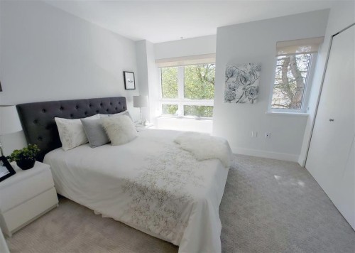 2731 Duke St, Vancouver, BC - Indoor Photo Showing Bedroom