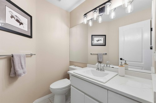 23500 109 Avenue, Maple Ridge, BC - Indoor Photo Showing Bathroom