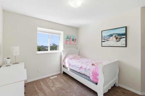 23500 109 Avenue, Maple Ridge, BC - Indoor Photo Showing Bedroom
