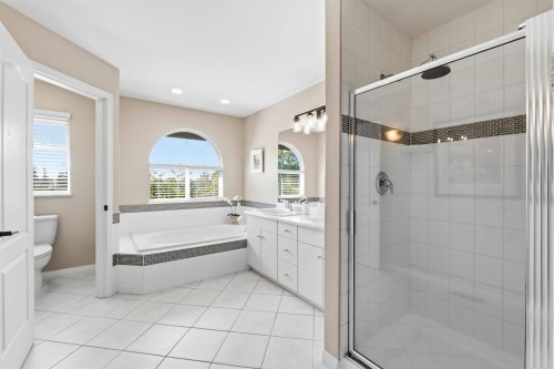 23500 109 Avenue, Maple Ridge, BC - Indoor Photo Showing Bathroom
