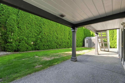 23500 109 Avenue, Maple Ridge, BC - Outdoor