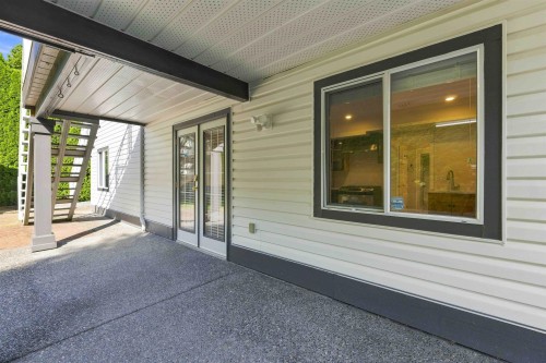 23500 109 Avenue, Maple Ridge, BC - Outdoor With Exterior