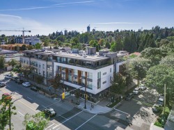 301-188 32nd Avenue E Vancouver, BC V5V 0E4