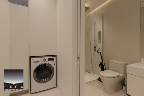 1200 Alderside Road, Port Moody, BC - Indoor Photo Showing Laundry Room