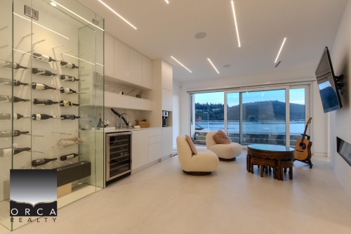 1200 Alderside Road, Port Moody, BC - Indoor