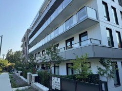 313-6859 Cambie Street  Vancouver, BC V6P 3H1