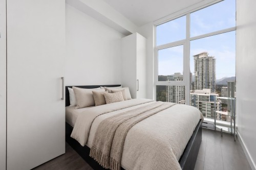 3601-657 Whiting Way, Coquitlam, BC - Indoor Photo Showing Bedroom