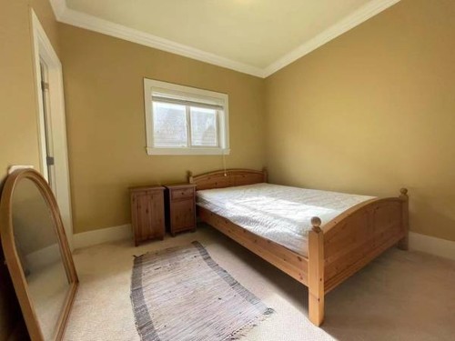 8555-No 2 Road, Richmond, BC - Indoor Photo Showing Bedroom