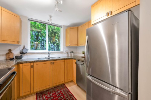 2-1071 Lynn Valley Road, North Vancouver, BC - Indoor Photo Showing Kitchen With Stainless Steel Kitchen With Double Sink