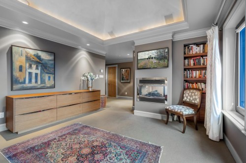 2870 Marine Drive Sw, Vancouver, BC - Indoor With Fireplace