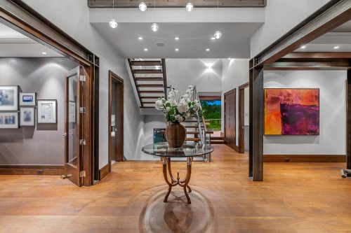 2870 Marine Drive Sw, Vancouver, BC - Indoor Photo Showing Other Room