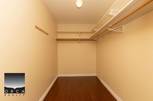 3015 Griffin Place, North Vancouver, BC - Indoor With Storage