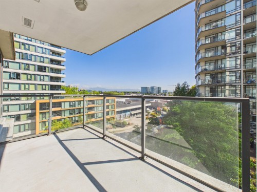 708-7360 Elmbridge Way, Richmond, BC - Outdoor